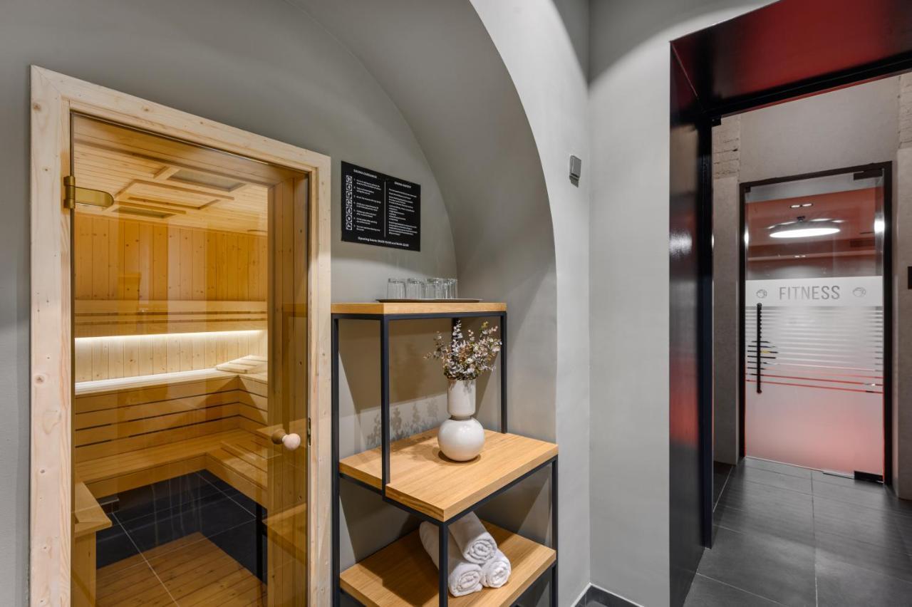 Hotel Oktogon Haggenmacher By Continental Group บูดาเปสต์ ภายนอก รูปภาพ