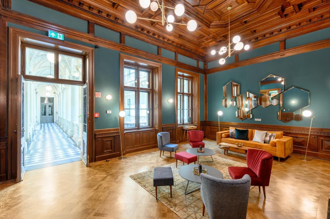 Hotel Oktogon Haggenmacher By Continental Group บูดาเปสต์ ภายนอก รูปภาพ