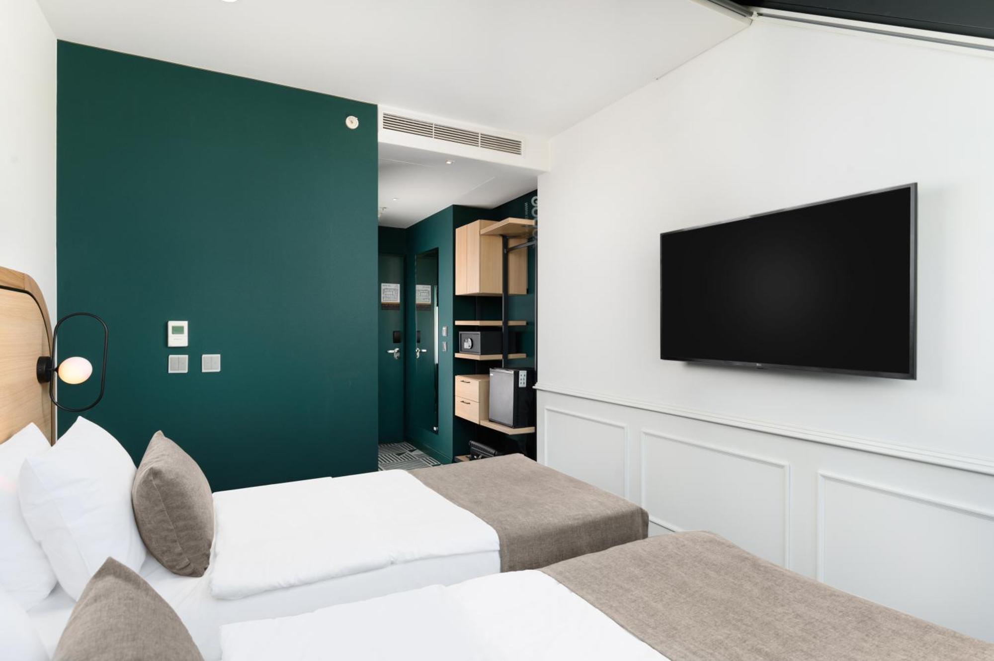 Hotel Oktogon Haggenmacher By Continental Group บูดาเปสต์ ภายนอก รูปภาพ