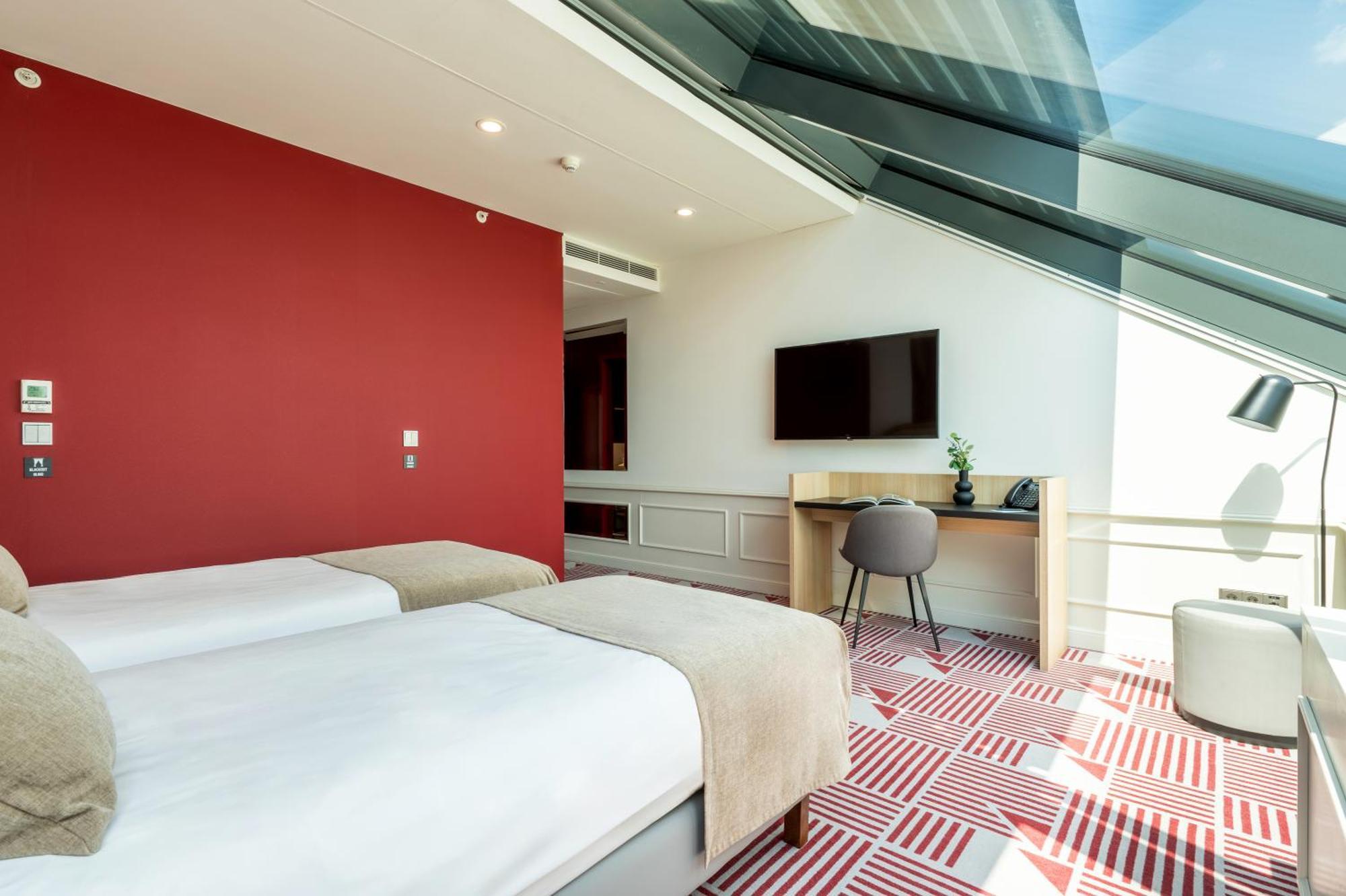 Hotel Oktogon Haggenmacher By Continental Group บูดาเปสต์ ภายนอก รูปภาพ